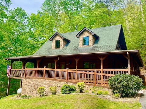 Less than 15 Min 2 Pigeon Forge Parkway/Spacious