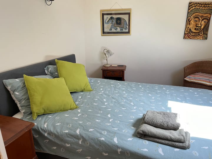 غرفة النوم 1