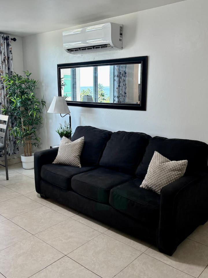 Unbeatable Location In Condado Steps From Beach - San Juan
