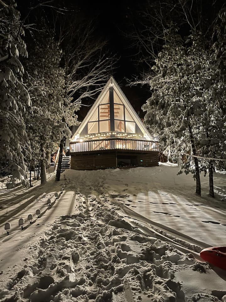 North Blue Lake Escape A Winter Wonderland! Houses for Rent in