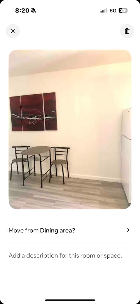 Successful Airbnb property: Studio with kitchen and private entrance in Spartan Keys / Monterey Corridor