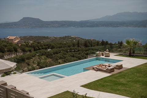 Villa Niolos II, Near Marathi Beach with eco pool