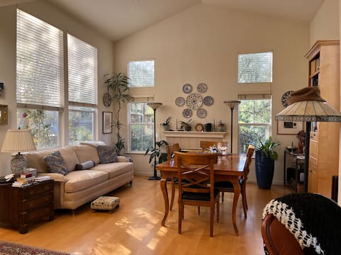 Top performing Airbnb: Lovely home with studio in park setting in Mountain View