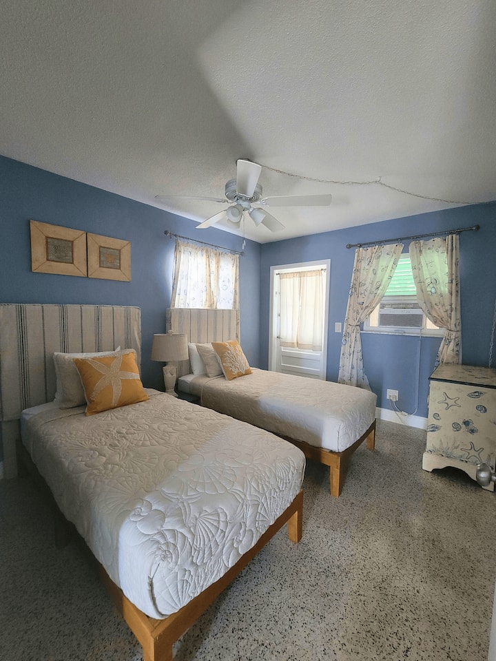 غرفة النوم 2