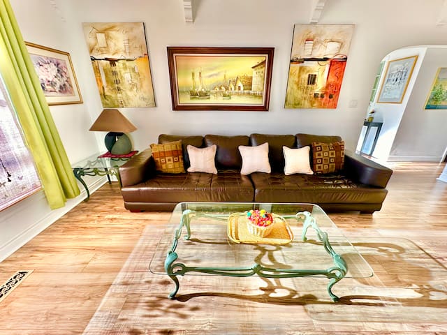 Comfortable and Spacious Remodeled Home, San Jose