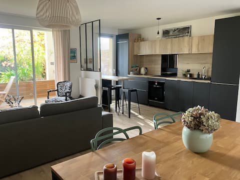 Top Airbnb: 2-bedroom apartment for rent in Anglet