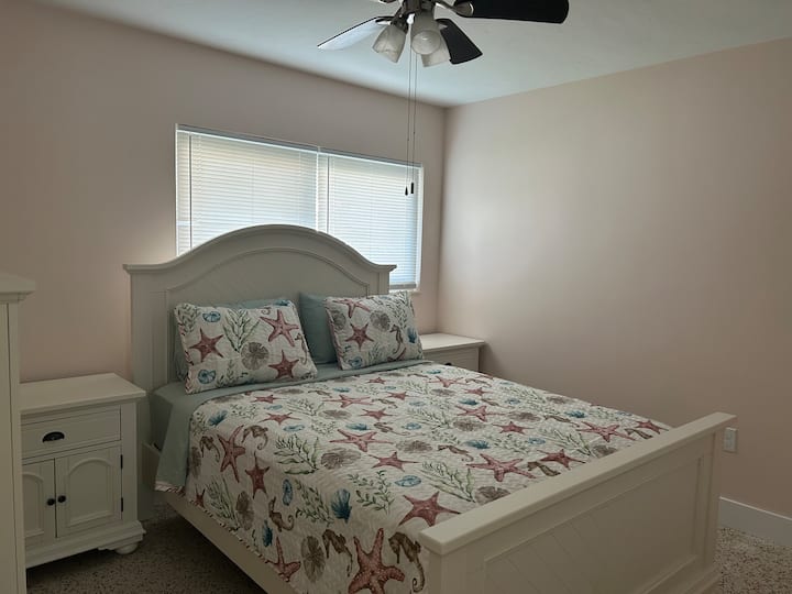 غرفة النوم 1