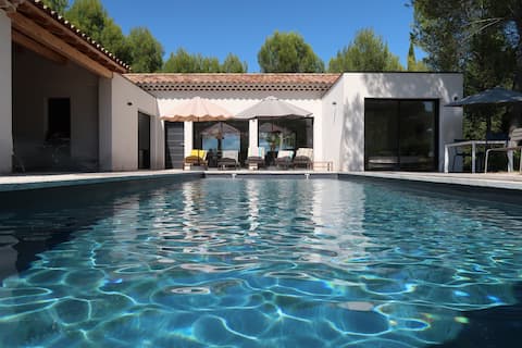Unique Mont Ventoux View, Mazanel 5* villa, AC