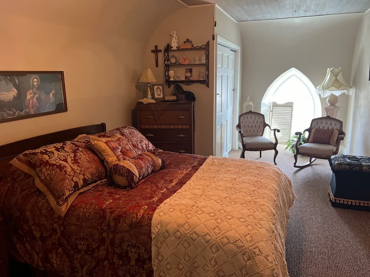 غرفة النوم 2