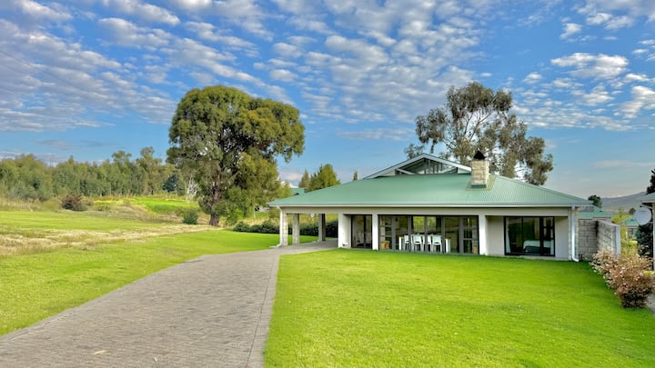Claire@clarens - The Clarens Golf & Leisure Estate - Clarens