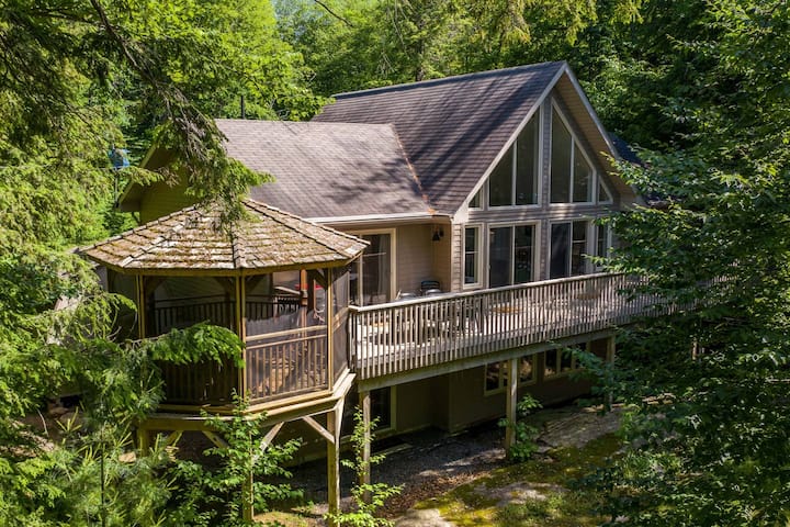 Luxurious Waterfront Cottage In Muskoka - Bracebridge