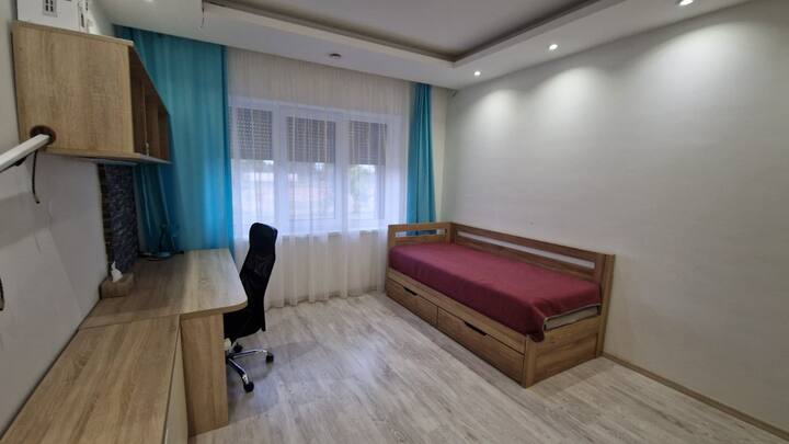 საძინებელი 2