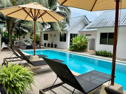 Private Pool Villa • 8BR • 6-Min Walk to the Beach