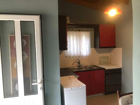 Successful Airbnb property: Epicurus beach cottage -Dialiskari in Δήμος Τριφυλίας