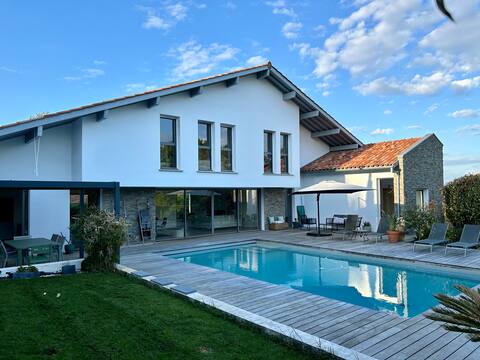 Beautiful Villa, direct access to Arcangues Golf Course