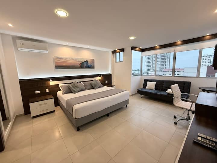 Departamento Con Terraza Privada Y Piscina -