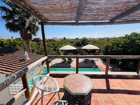 Imóvel de sucesso: Cozy farm house with pool (2 pers) em Luz De Tavira