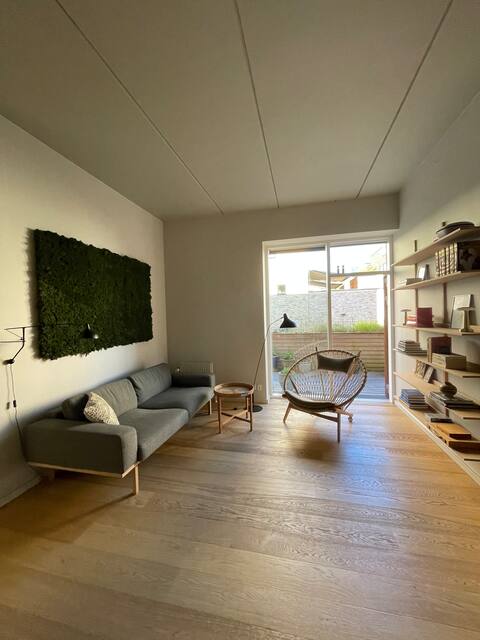 Popular Airbnb listing: Central and modern family-friendly apartment in Amager Vest