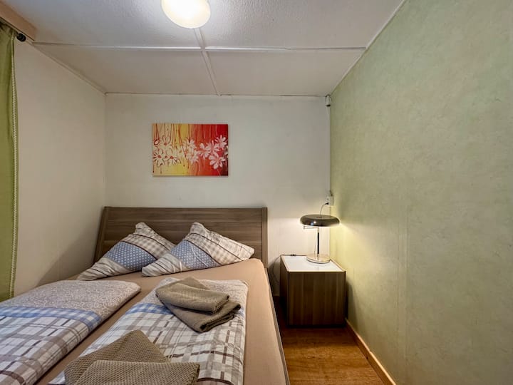 Schlafzimmer 2 (Kingsize-Bett)