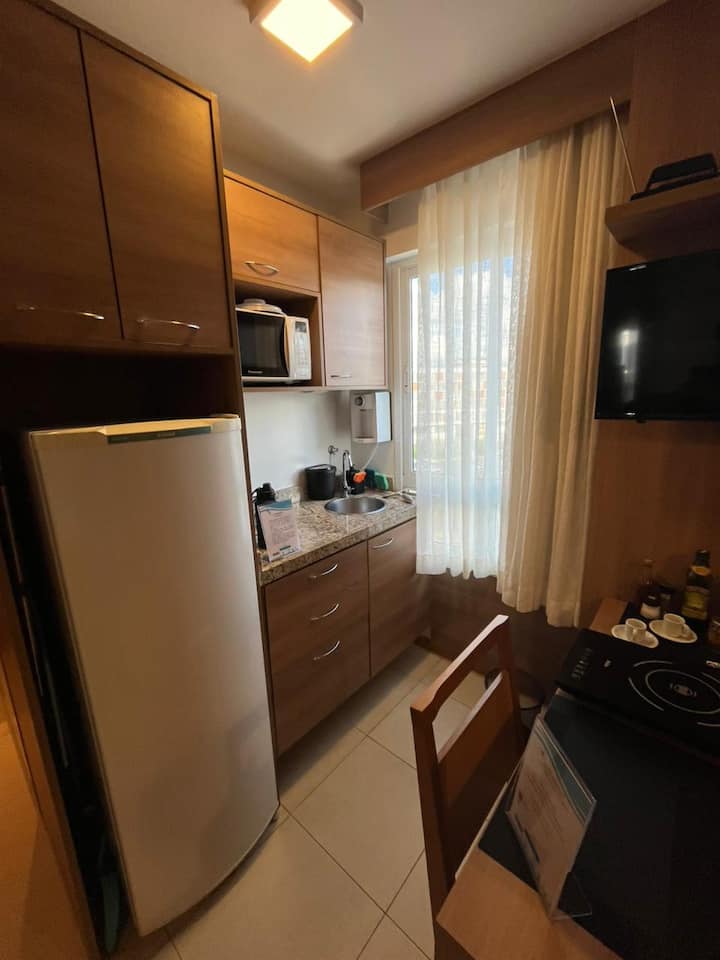 Flat Confortável, Equipado Com óTima Localização - Brasília