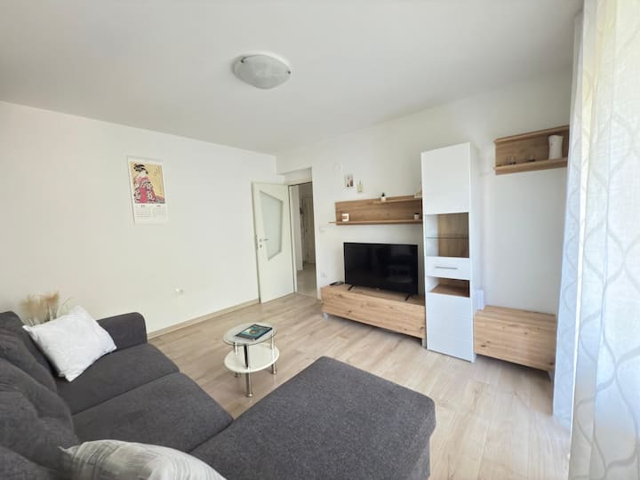 Apartment Marta,near The City Center - Pula