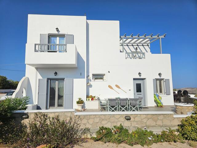 MILOS SUN VILA, 3 BEDROOMS WITH SEA VIEW