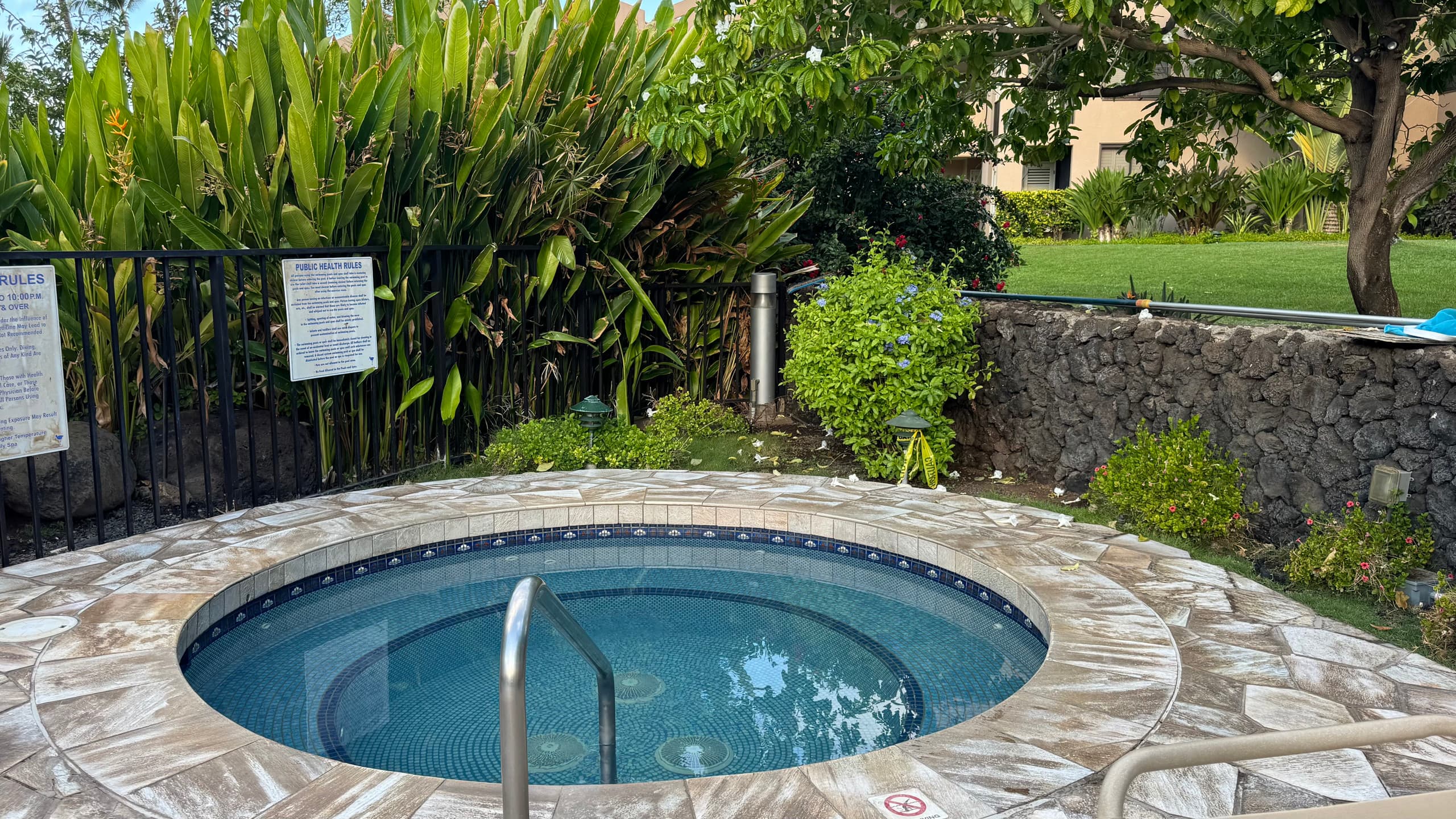 Condo in Kihei · ★4.99 · 1 bedroom · 2 beds · 2 private baths - Image 24