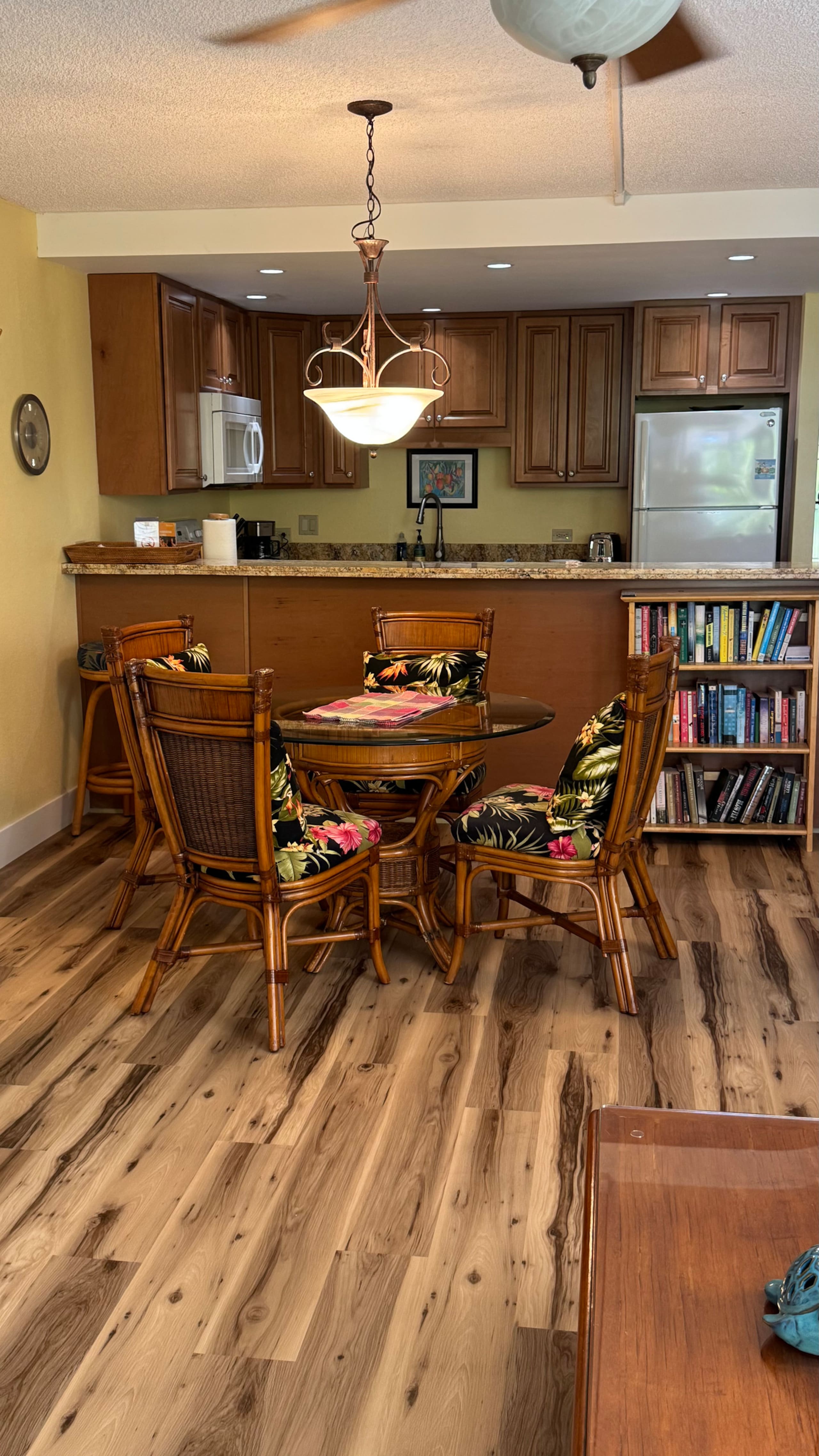 Condo in Kihei · ★4.99 · 1 bedroom · 2 beds · 2 private baths - Image 4
