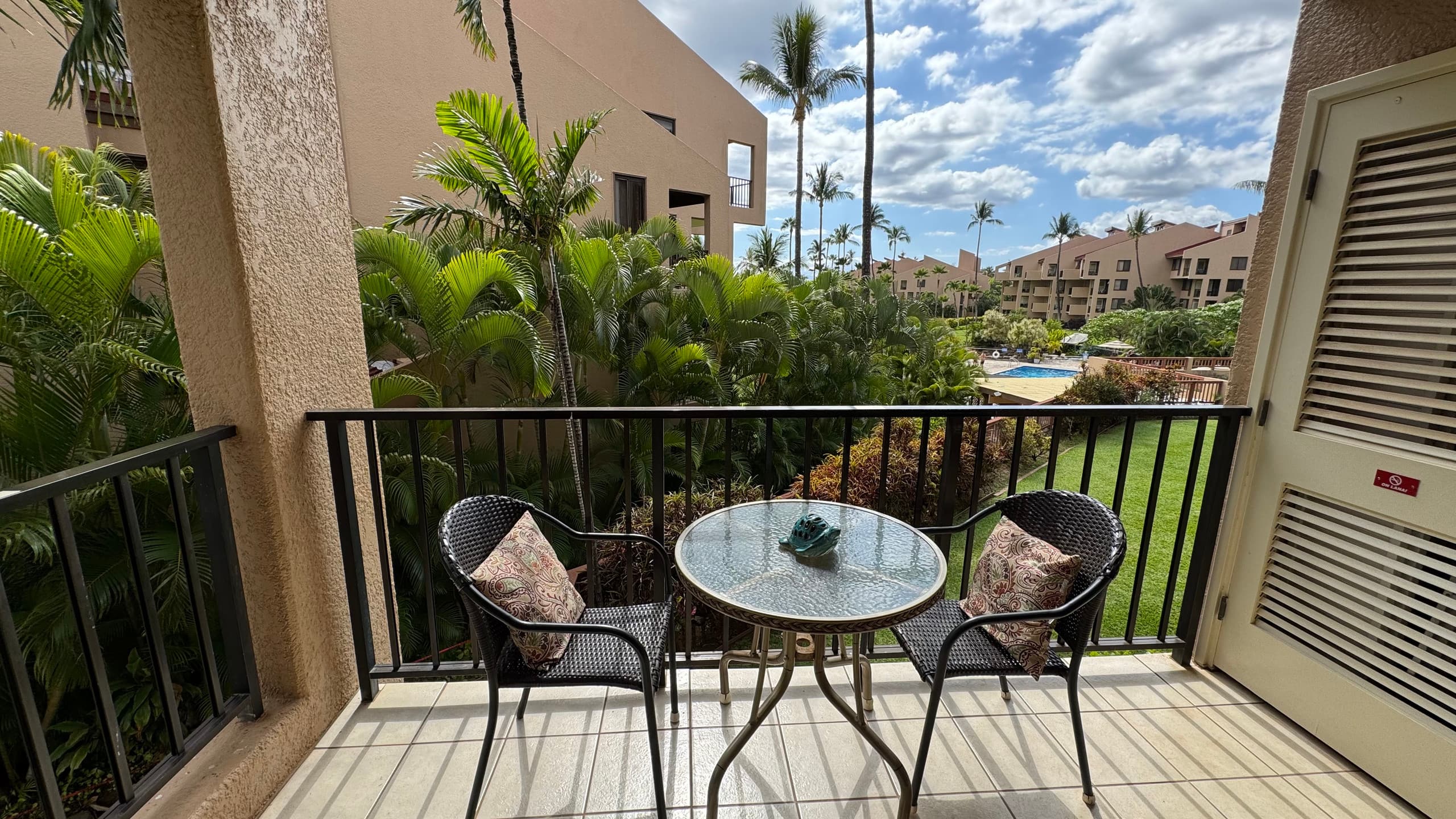 Condo in Kihei · ★4.99 · 1 bedroom · 2 beds · 2 private baths - Image 13