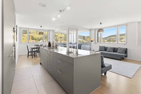 2BR Apt | Pilatus View | Near Lucerne