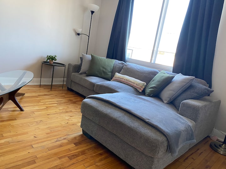 Cozy & Bright Apartment In Historic Old Terrebonne - Montreal
