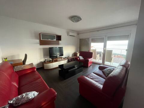 Top Airbnb: A dreamlike view & private parking, App Alina 1 in Mjesni Odbor Srdoči