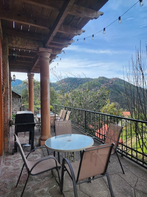 Chalet Cabin "El Respiro"