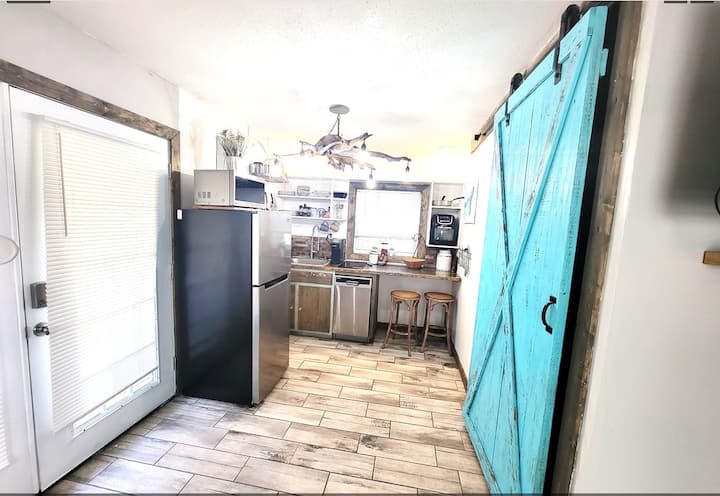 Private Detached Cottage Near Fwbmc - Fort Walton Beach, FL