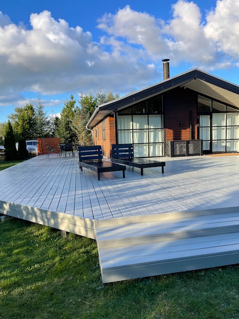 Lovely cozy cottage close to the sea and nature.