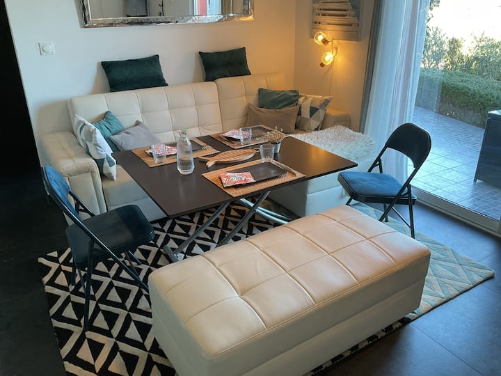 Appt-maisonnette 2 Terrasses Vue Panoramique Mer - ibis budget Antibes Sophia Antipolis