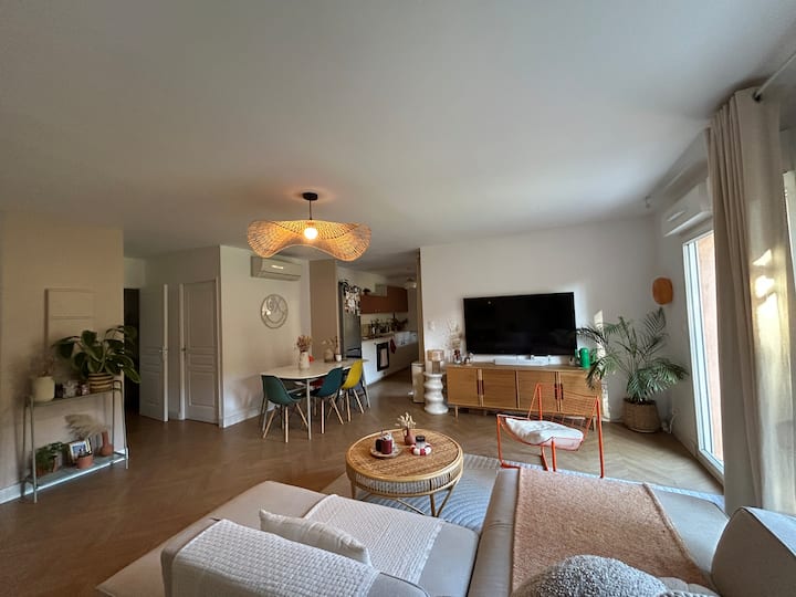 Appartement En Résidence Vacances Avec Piscine - Aix-en-Provence