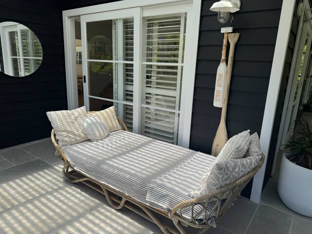 Avalon Beach Retreat gallery image 5