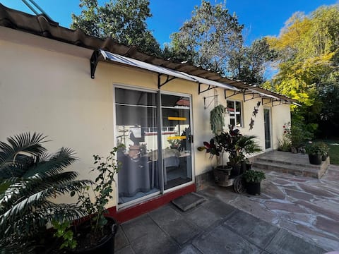 Flametree Cottage