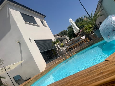 Designer villa near Montpellier and beaches