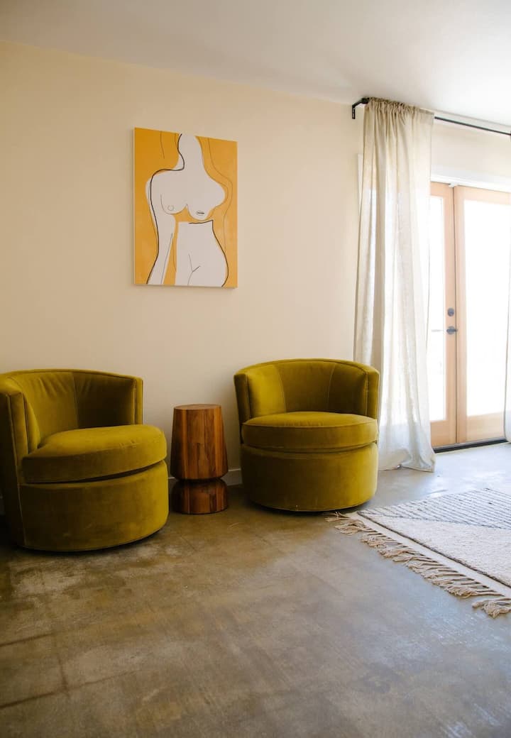 Lounge in the back bedroom