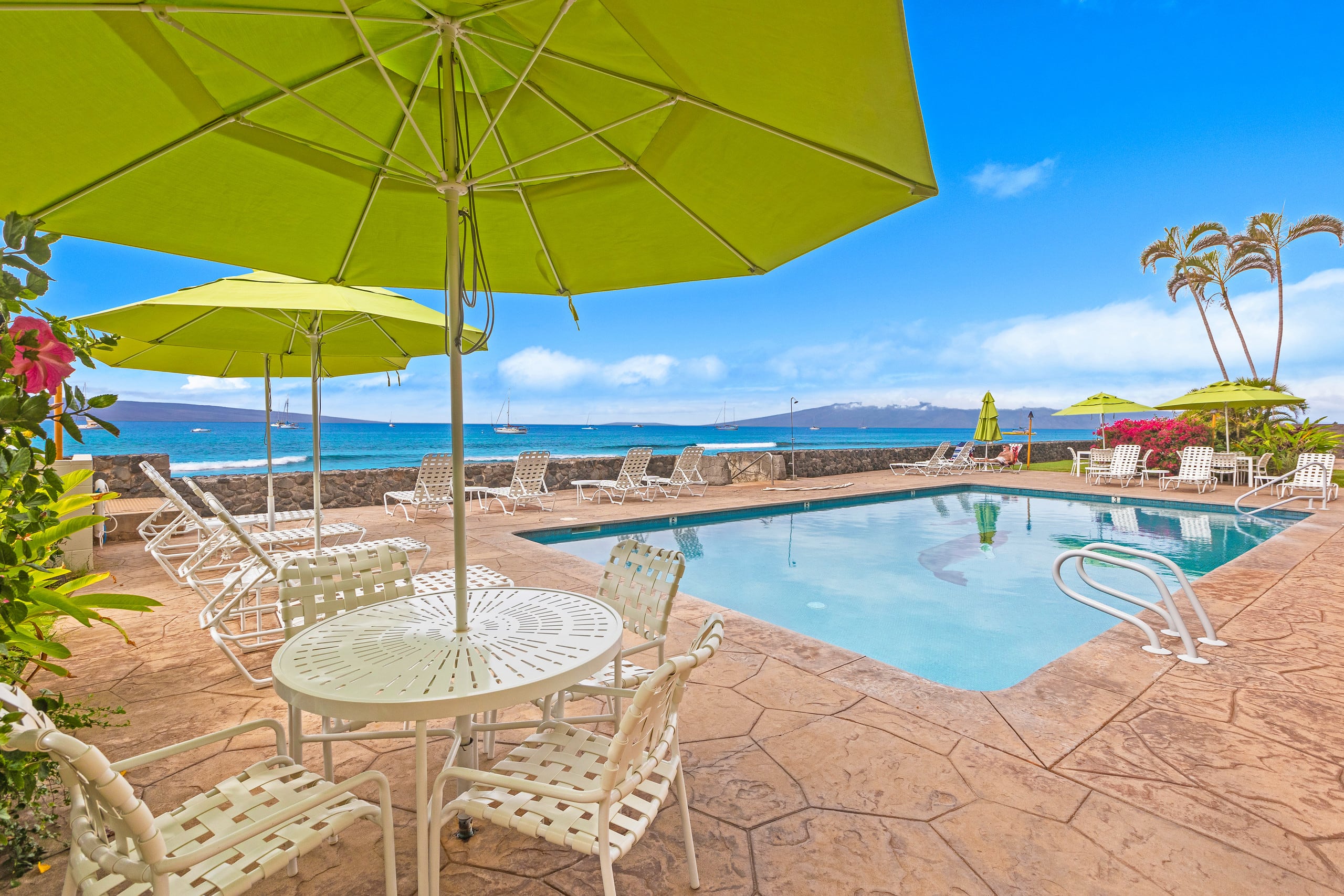 Condo in Lahaina · ★4.96 · 1 bedroom · 2 beds · 1 bath - Image 27