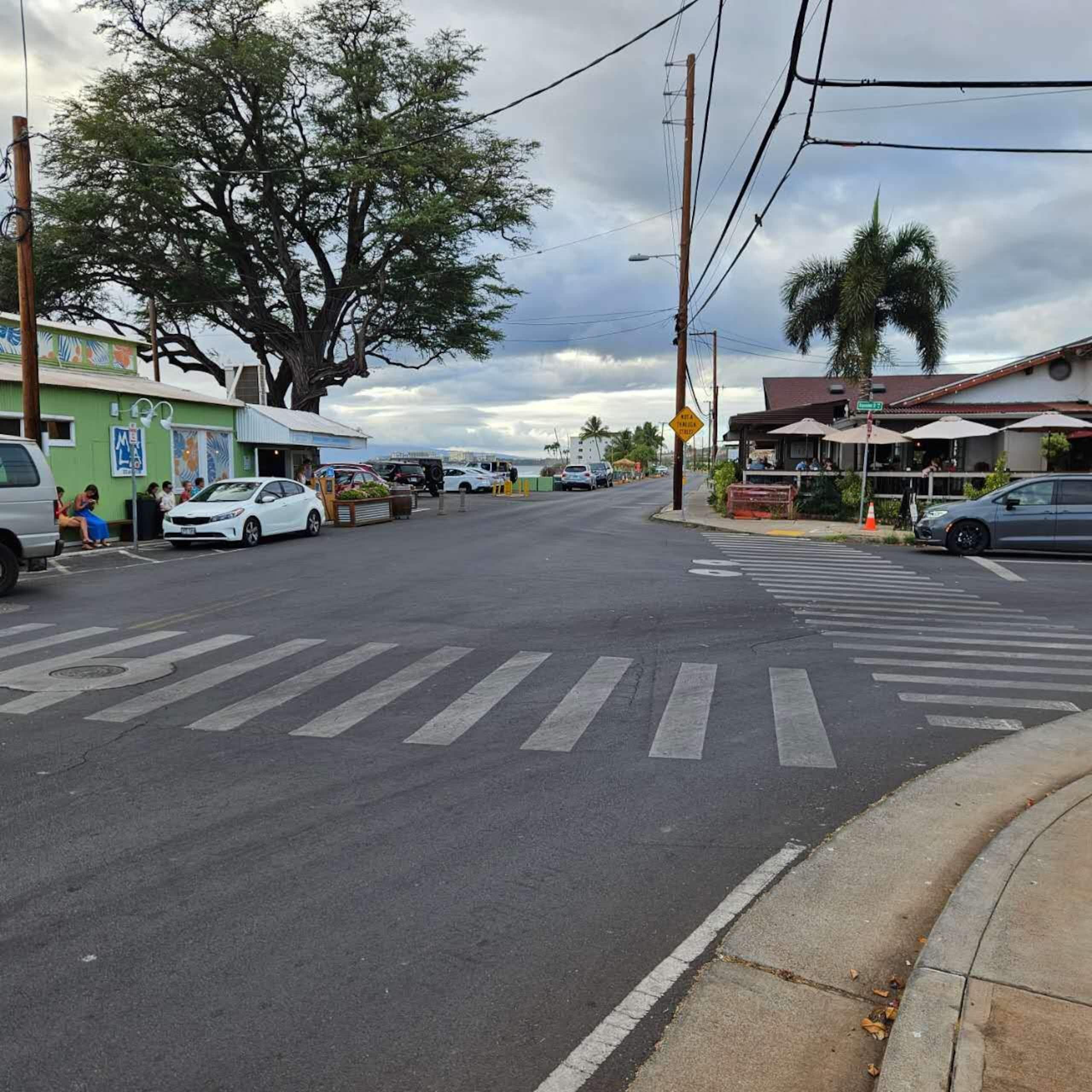 Condo in Lahaina · ★4.96 · 1 bedroom · 2 beds · 1 bath - Image 39