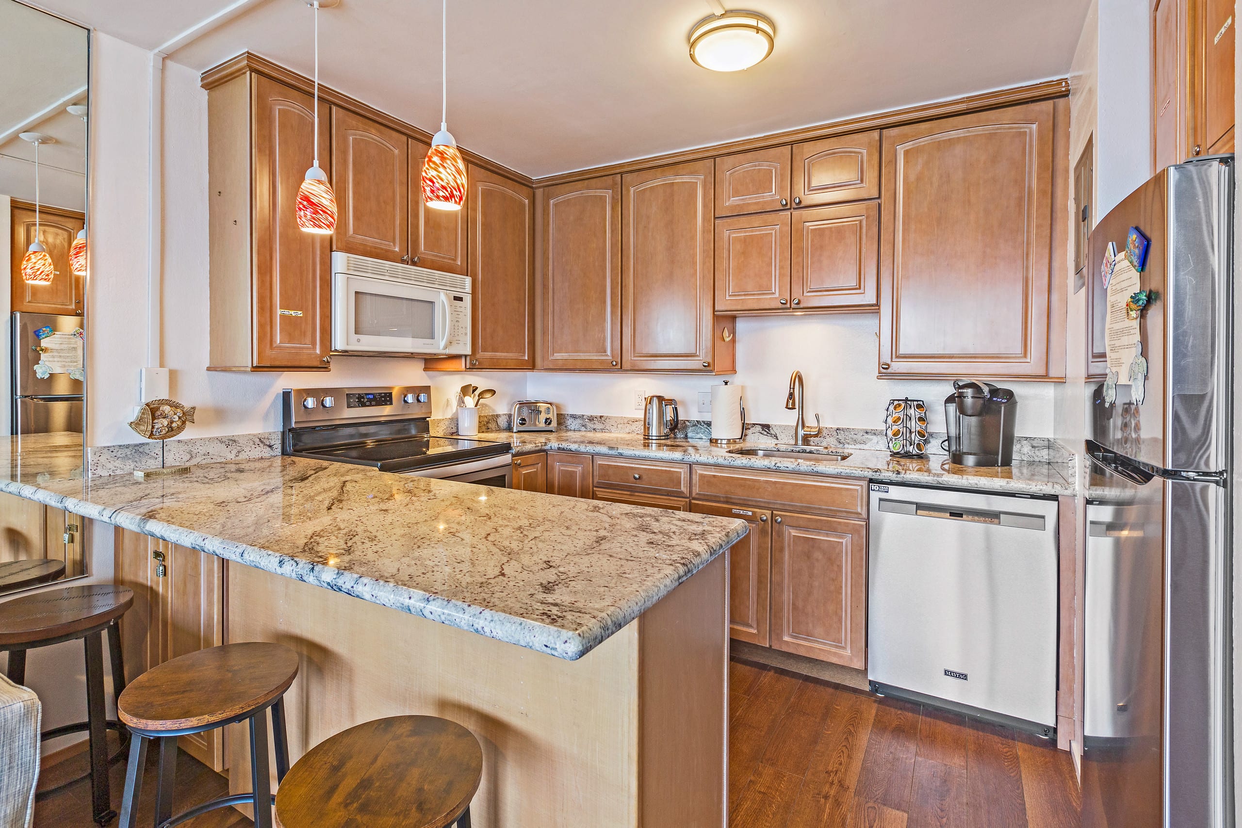 Condo in Lahaina · ★4.96 · 1 bedroom · 2 beds · 1 bath - Image 11