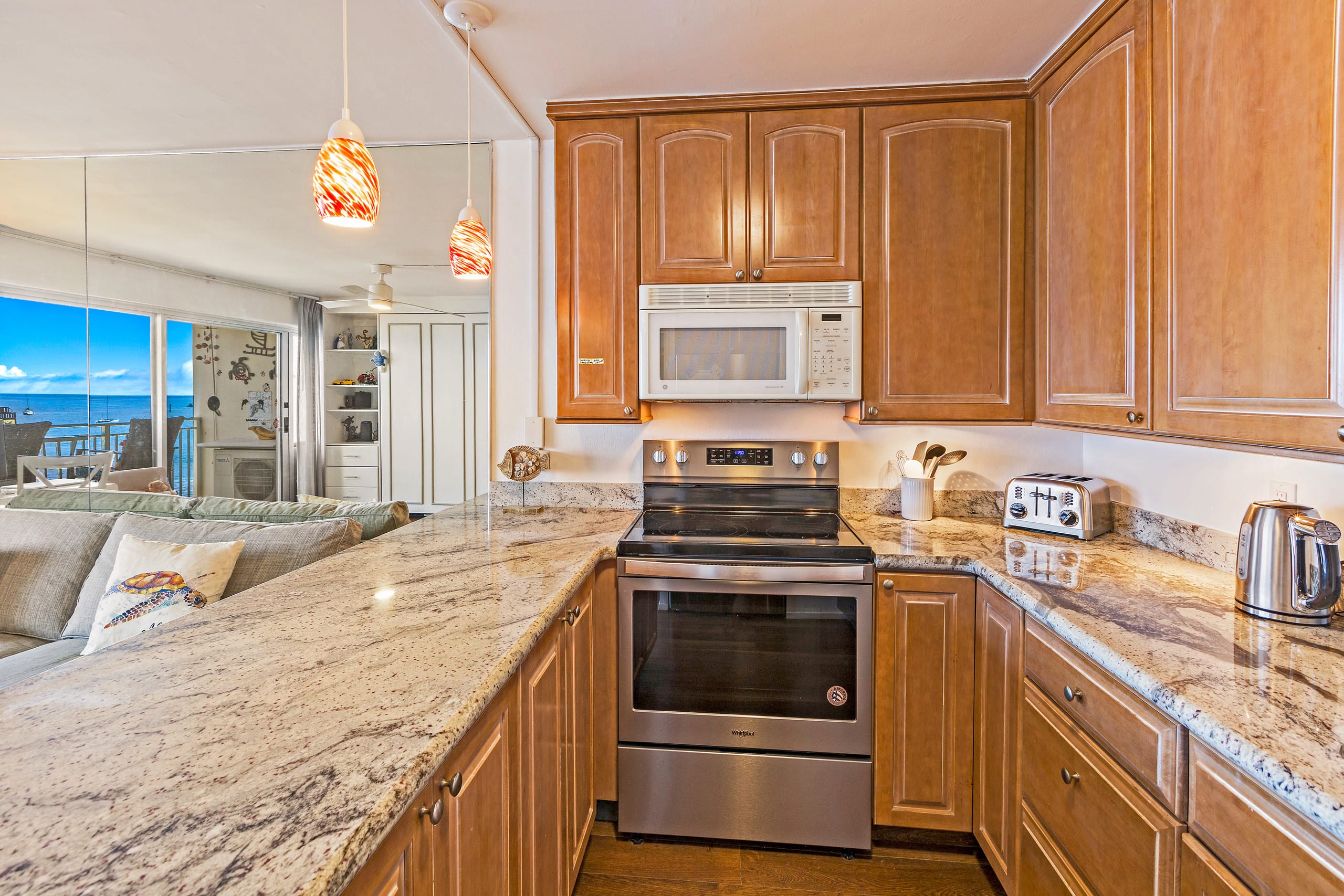 Condo in Lahaina · ★4.96 · 1 bedroom · 2 beds · 1 bath - Image 10