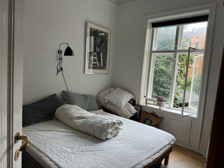 غرفة النوم 1