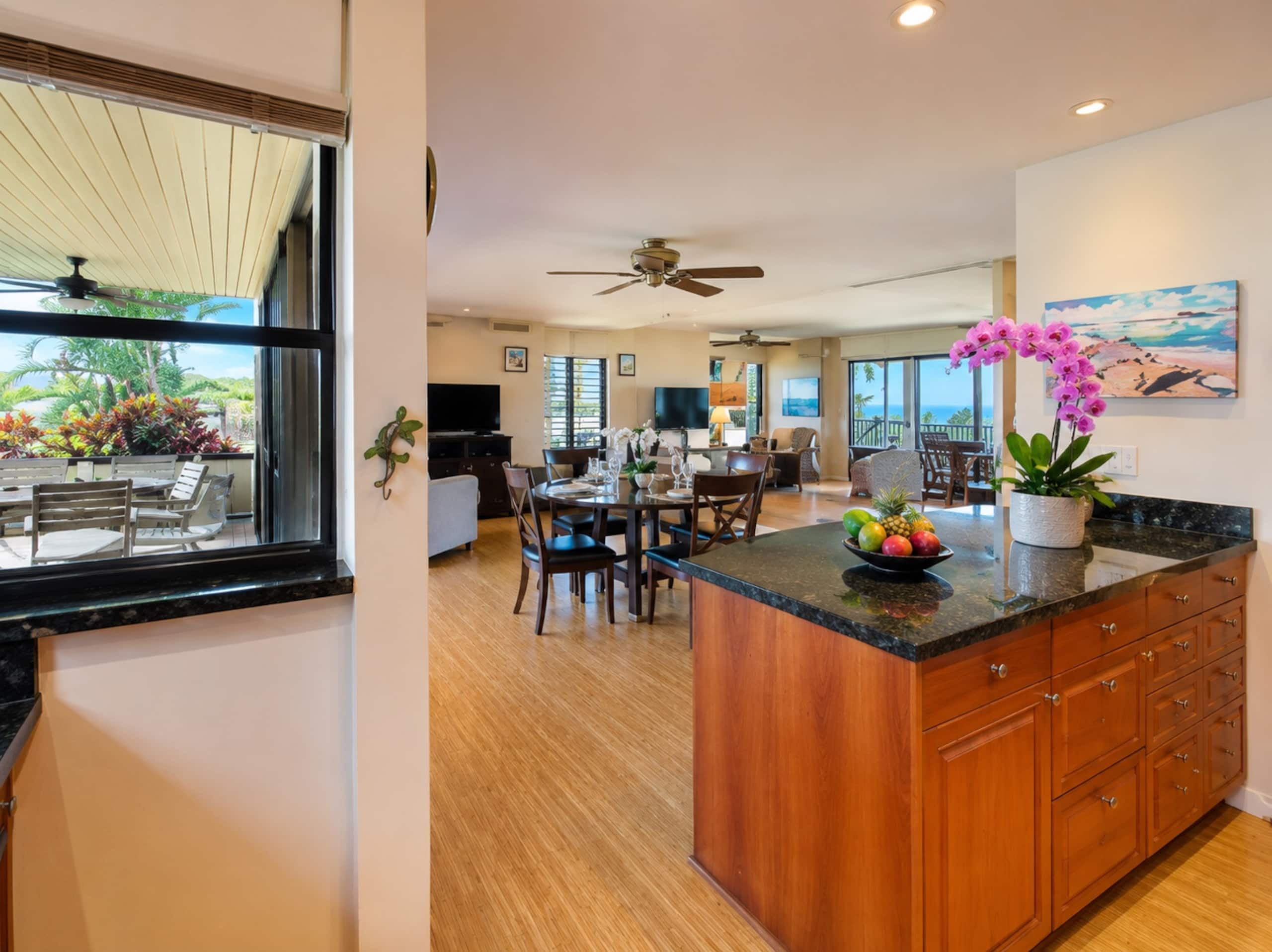 Condo in Kihei · ★4.88 · 2 bedrooms · 2 beds · 2 baths - Image 4