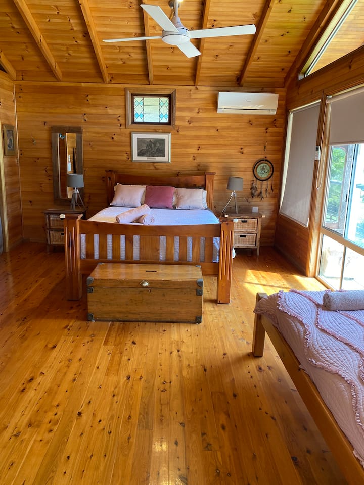 غرفة النوم 1