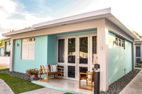 Popular Airbnb listing: Poblado Beach and fun shack in Boquerón