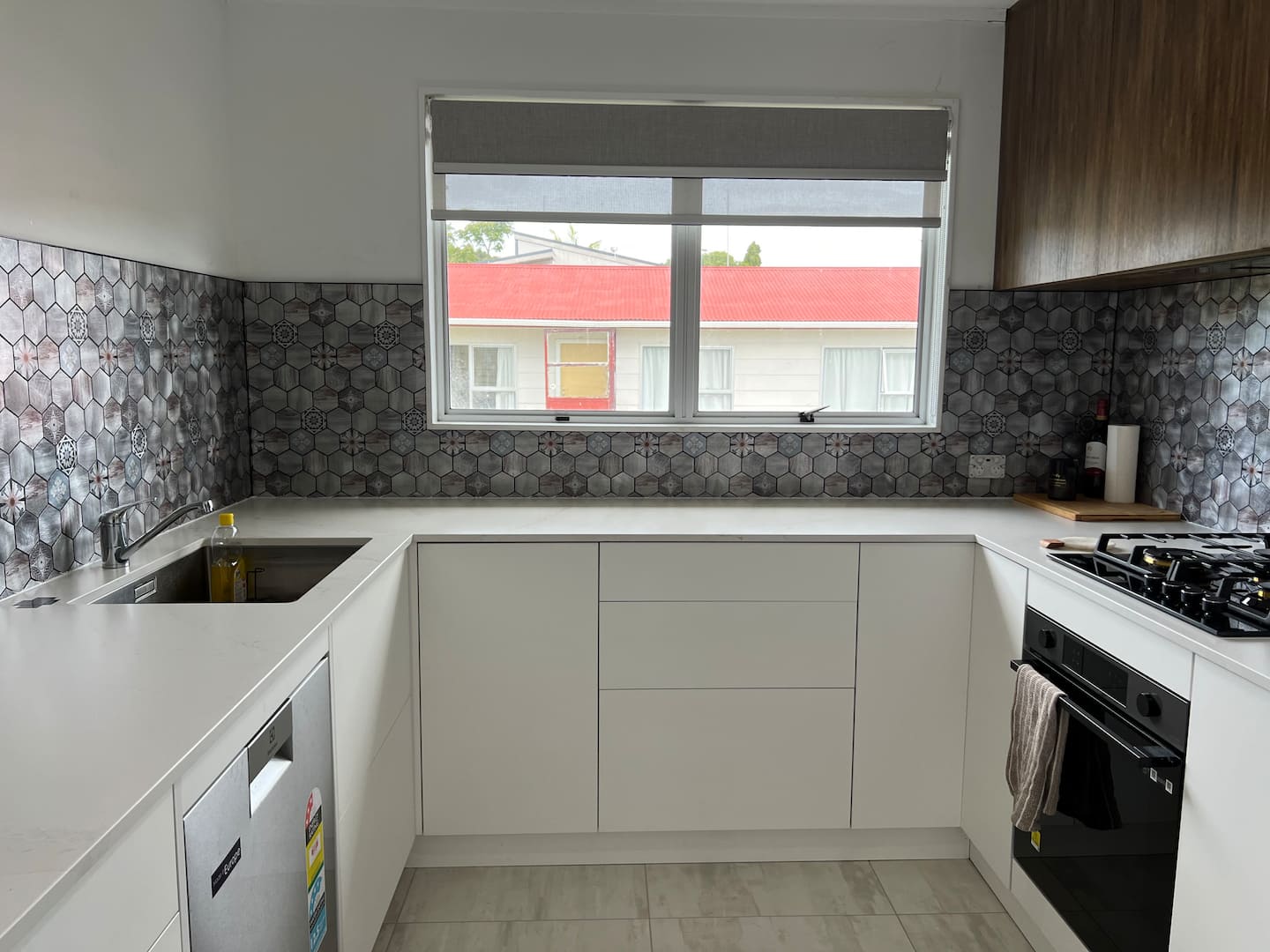 Private 1 Bedroom
With Shared Bathroom 5
